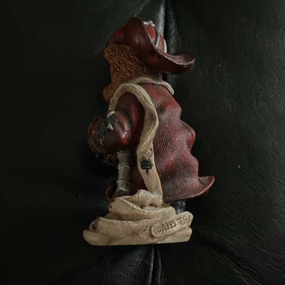 Collectable Boyds Bear ,The Hero figurine - Picture 7 of 8